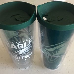 Pair of tee is Eagles NFL 24 oz tumblers